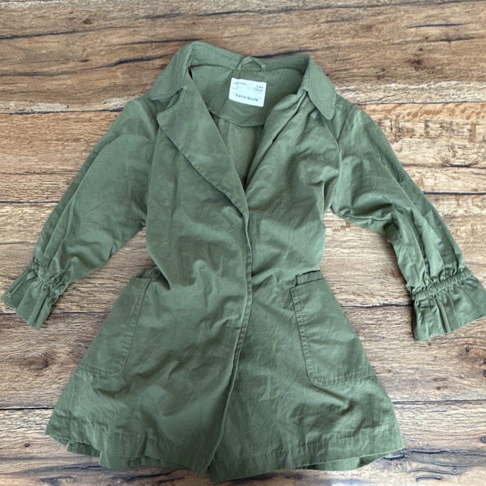 Zara Girls Green Trench Coat Size 6 Cotton Button Front Mid-Length Pockets